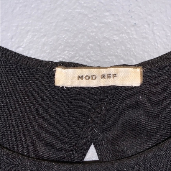 black shirt with open back - Picture 4 of 4